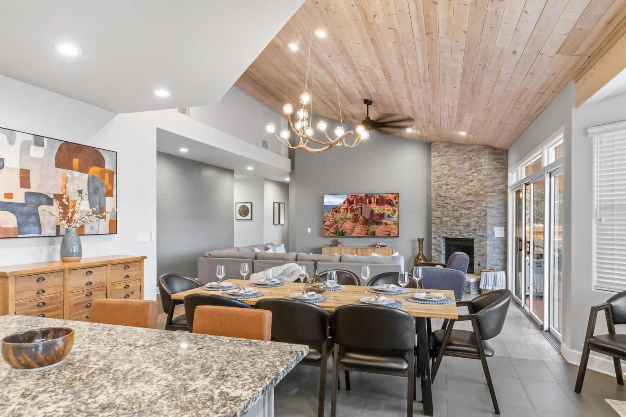 5 Bed 3 Bath Uptown Sedona-Game Room-Sauna-Cold Plunge-Jacuzzi-Gym מראה חיצוני תמונה