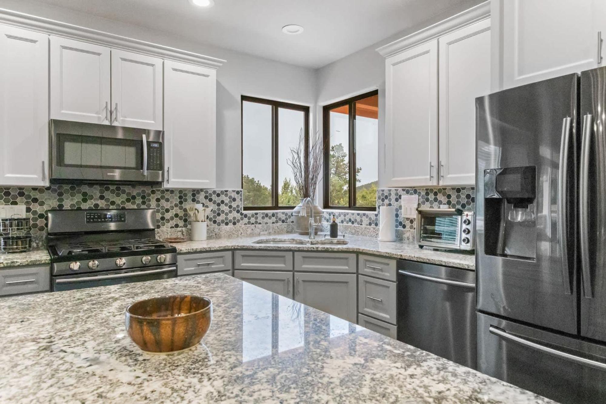 5 Bed 3 Bath Uptown Sedona-Game Room-Sauna-Cold Plunge-Jacuzzi-Gym מראה חיצוני תמונה