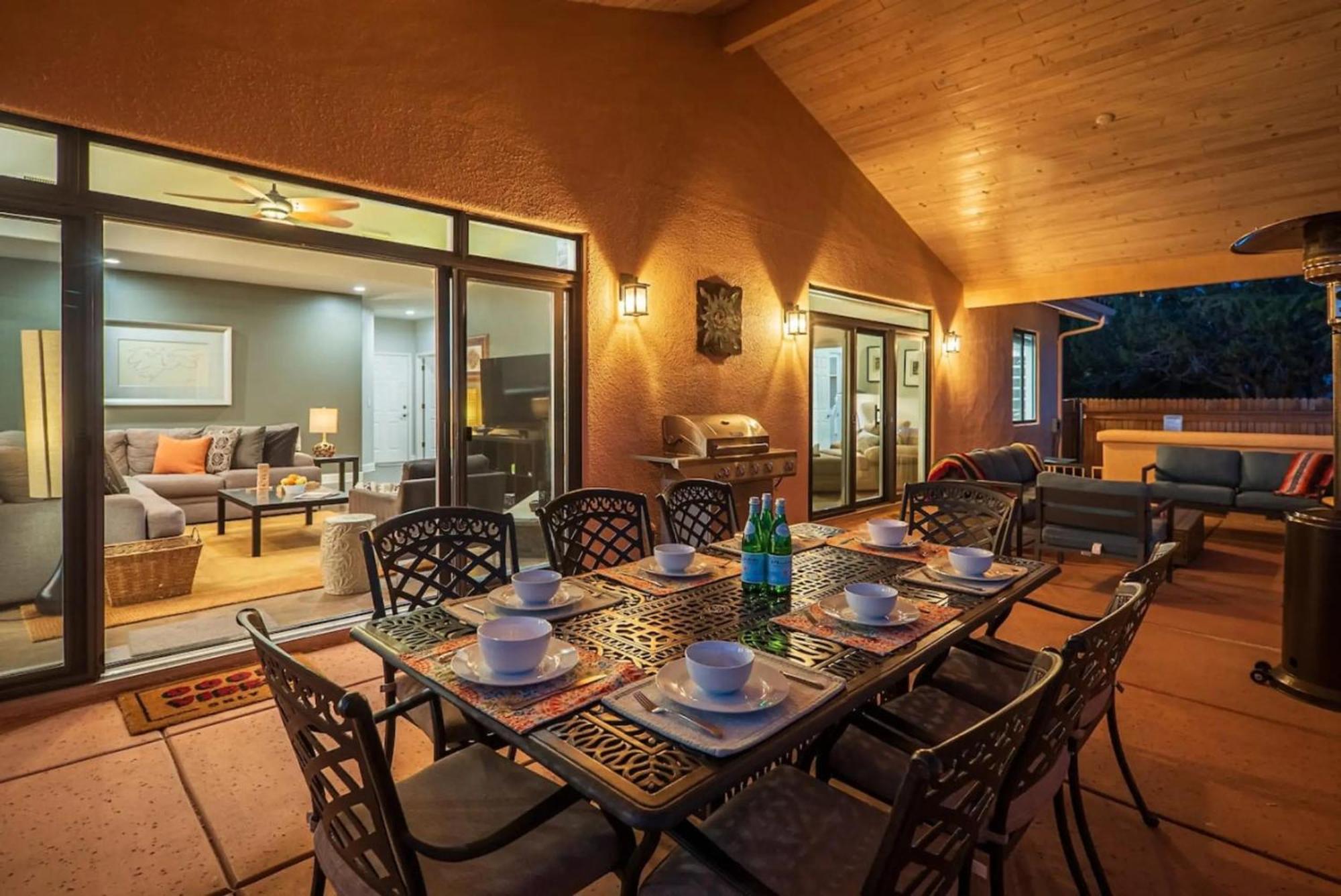 5 Bed 3 Bath Uptown Sedona-Game Room-Sauna-Cold Plunge-Jacuzzi-Gym מראה חיצוני תמונה